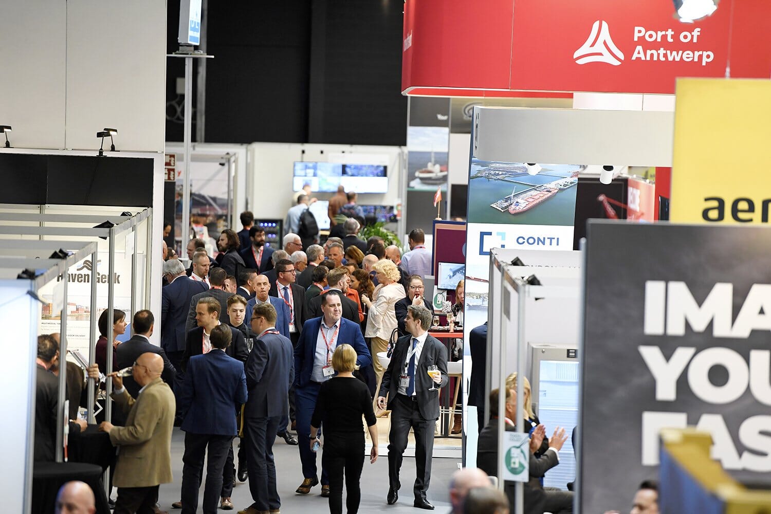 Visitors at AntwerpXL