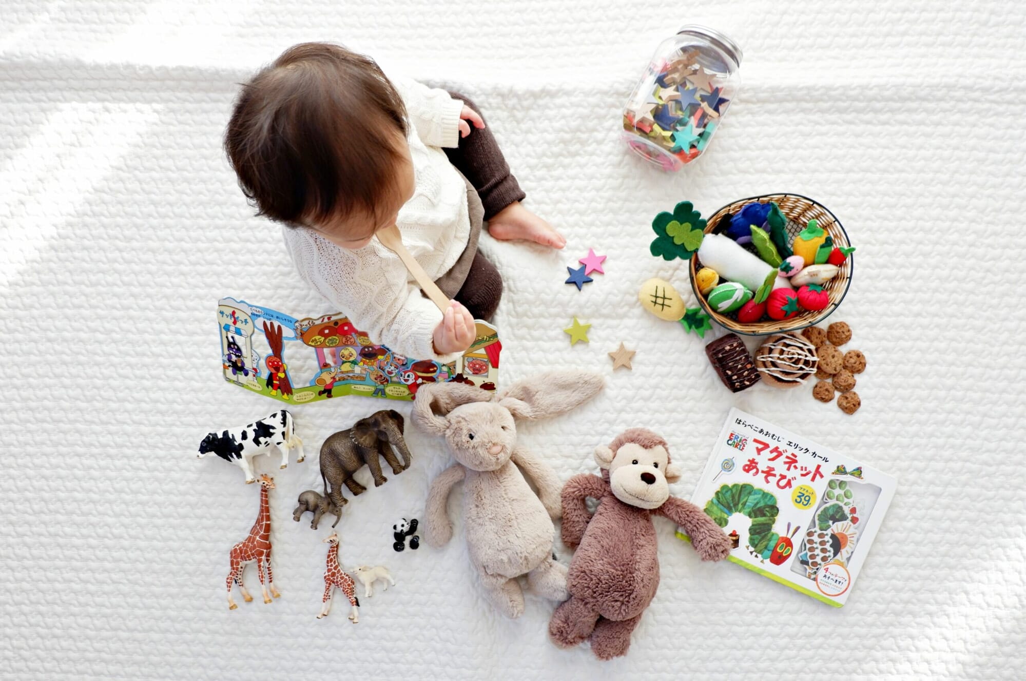 child-playing-with-toys-scaled