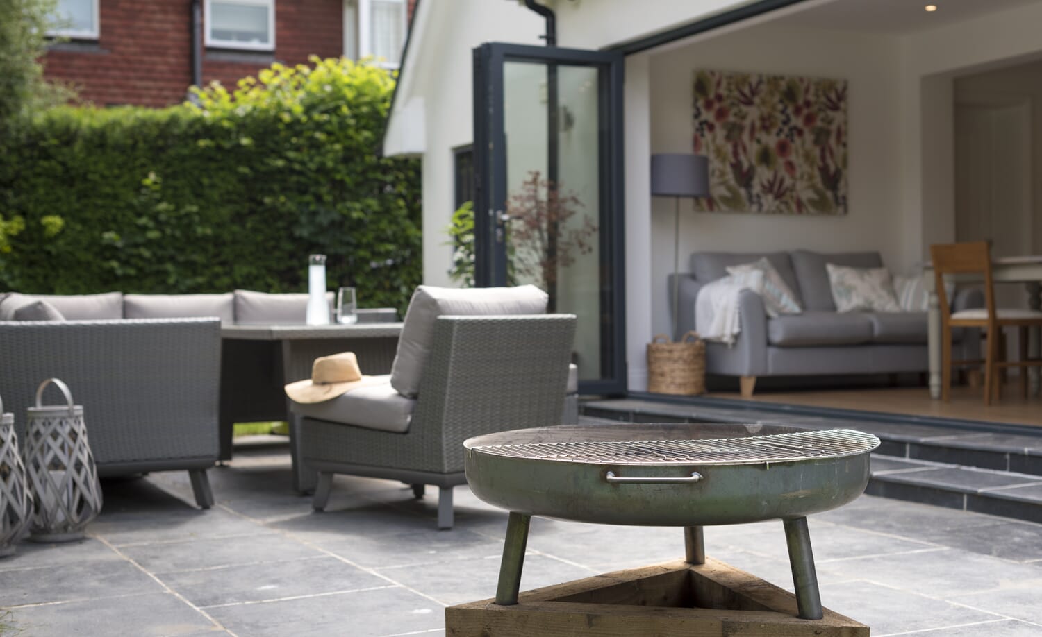 the-outroom-with-garden-furniture