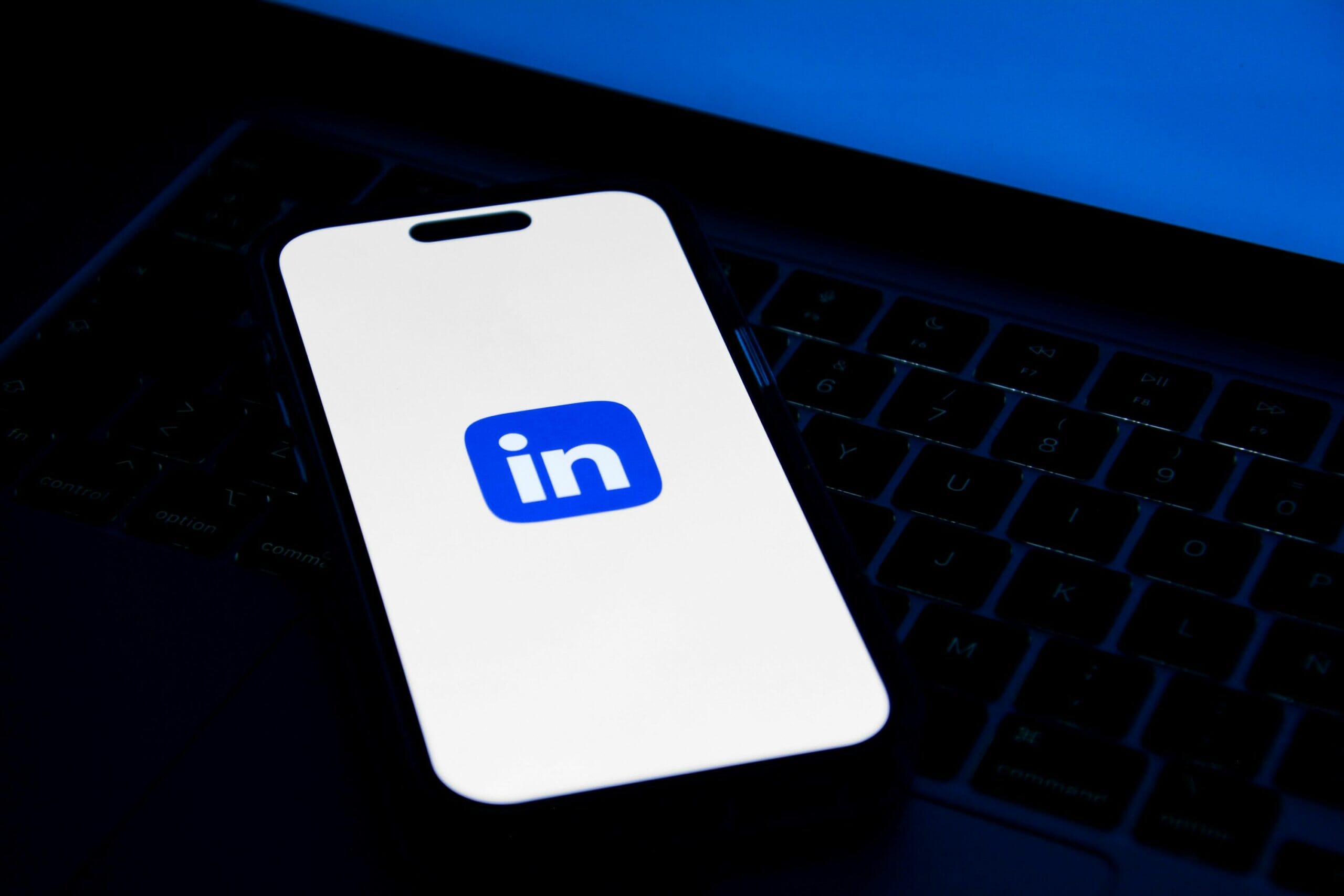 linkedin-logo-on-phone-scaled